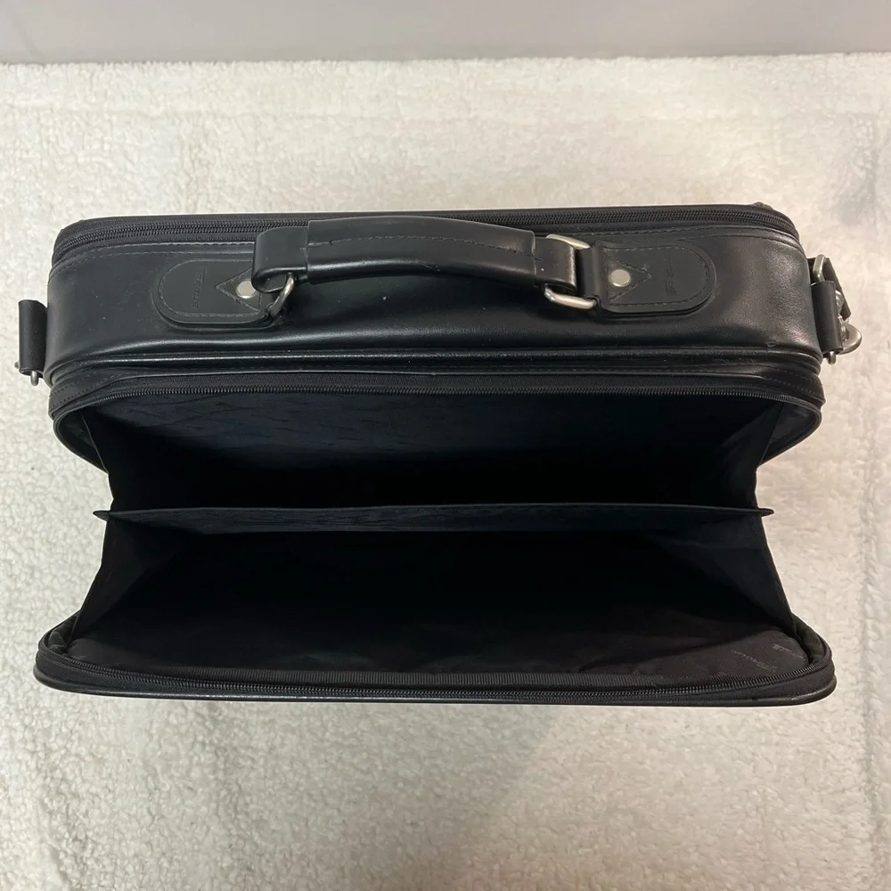 Targus Genuine Leather Computer Laptop Briefcase Tote Bag